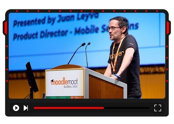 Juan Levya presenting at MoodleMoot Global 2025